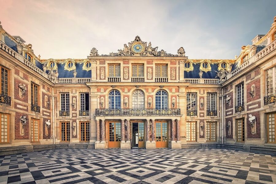 From Paris: Versailles Palace Self Guided & Gardens tickets - The State Apartments and Hall of Mirrors