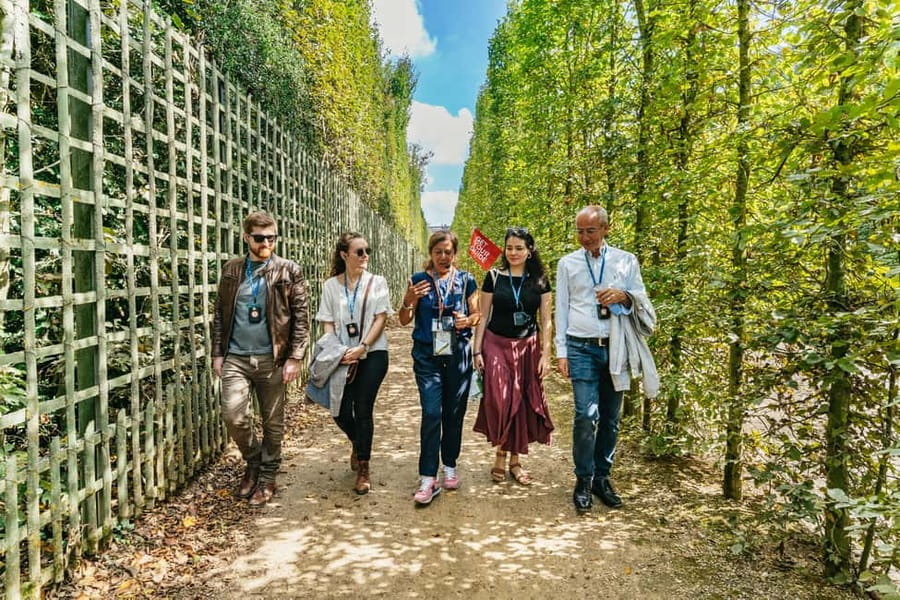 From Paris: Versailles Skip-the-Line Tour & Gardens Access - Why Versailles Works Better With a Guide