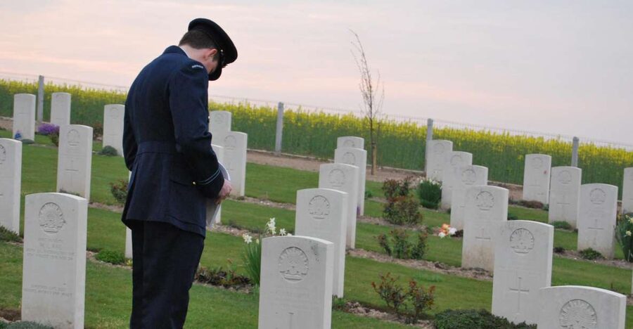 From Paris: WWI Somme Battlefields Full-Day Tour - The long ride from Paris to the Somme