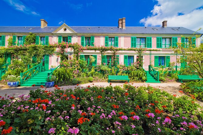 Giverny Monet’s Home and Gardens Half Day Tour from Paris - Why Giverny is worth leaving Paris for