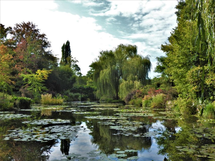Giverny: Monet’s House and Gardens Skip-the-Line Tour - Who should book this tour?
