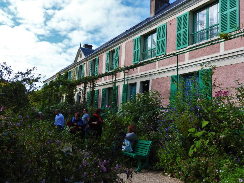 Giverny: Monet’s House and Gardens Skip-the-Line Tour - The flower garden: color planned like a painting