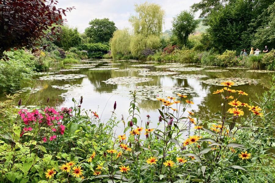 Giverny Versailles Trianon Small Group by Minivan from Paris - Monet’s house and gardens at Giverny
