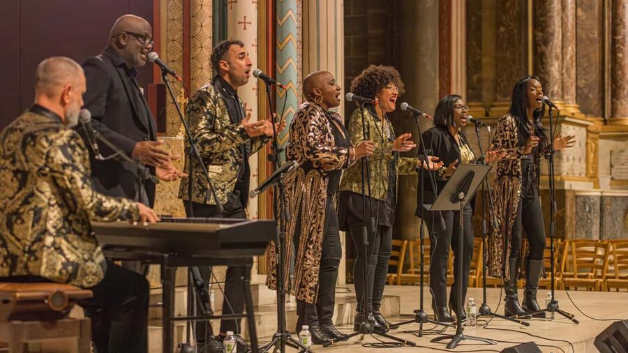 GOSPEL HELIOS - Gospel music inside Paris’s grand churches