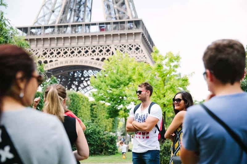 Highlights of Paris Bike Tour in English or Dutch - Starting near Dupleix on Metro Line 6