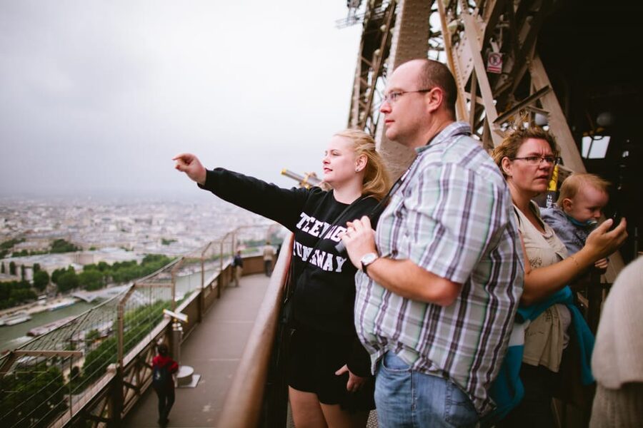 Highlights of Paris Bike Tour in English or Dutch - The Louvre as the grand finale or a major passing point