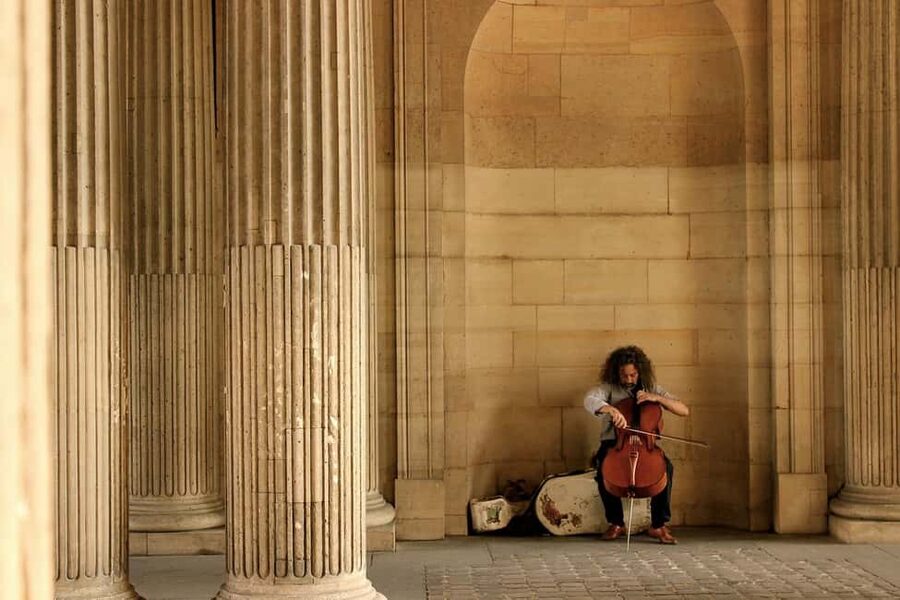 Île de la Cité: A Private Tour of Paris' Most Famous Monuments - A short walk through Paris history