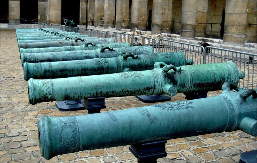 Invalides War Museum the World Wars Guided Tour - Timing, walking, and what to carry