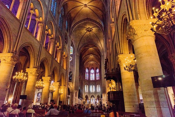 Latin Quarter Paris Guided Walking Tour Semi-Private 12ppl Max - Notre-Dame from the Seine island