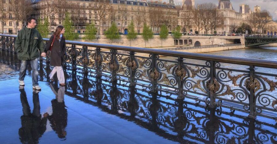 Le Marais: Explore Old Paris with a Local Host - Key points at a glance
