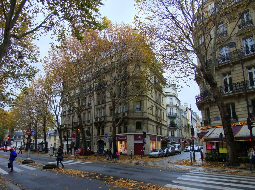 Lifestyle Tour of Saint-Germain-des-Prés - A Hotel With a Distinctive Ambiance