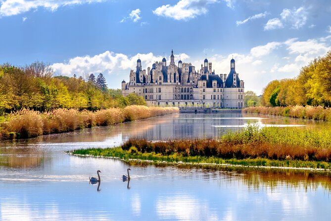 Loire Valley Castles Day Trip from Paris with Complementary Wine - How much castle time will you get?