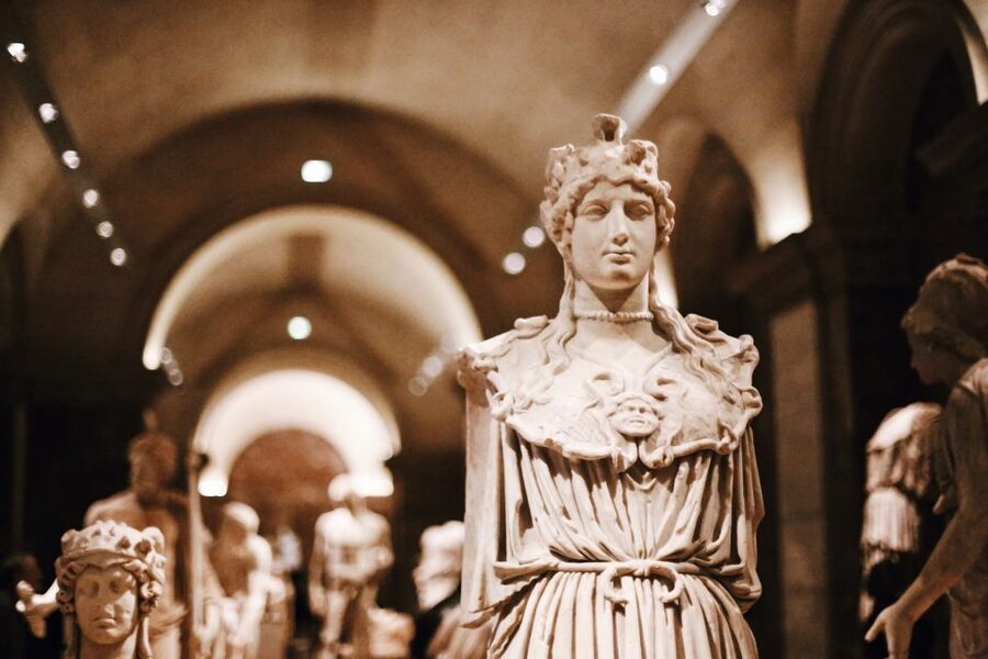 Louvre and Musée d'Orsay with Reserved Entry Ticket - How much personal attention can you expect?