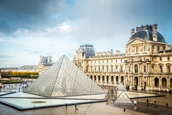 Louvre Museum and Seine River Cruise Tickets by e-mail - Audio guide or ordinary admission?