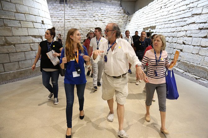 Louvre Museum Masterpieces Guided Tour with Access - French Romanticism and the less obvious treasures