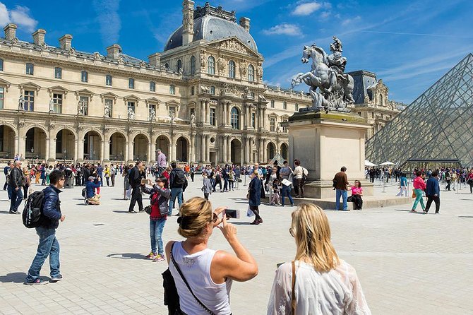 Louvre Museum Masterpieces Guided Tour - Nike of Samothrace: a dramatic first masterpiece