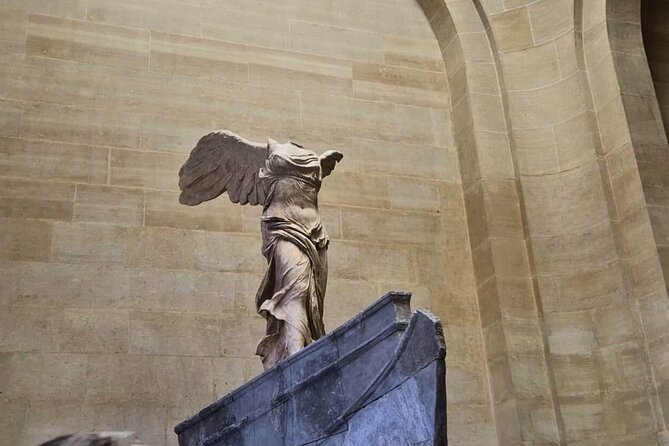 Louvre Museum Small-Group English Guided Tour - The two-hour route through Louvre highlights