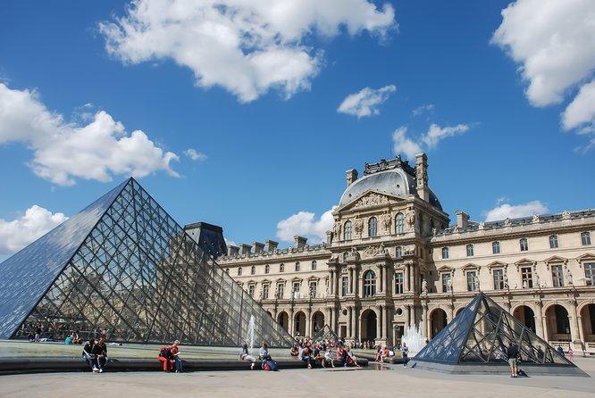 Louvre Priority Access with Mona Lisa Escort or Guided Option - Entering the Louvre with a timed ticket
