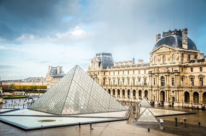 Louvre Priority Access with Mona Lisa Escort or Guided Option - Price, timing, and practical value