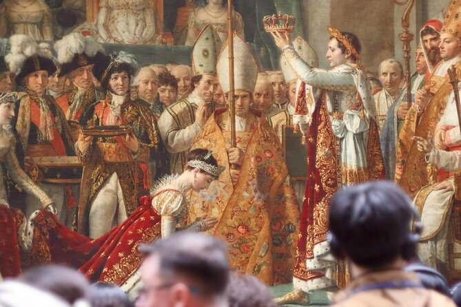 Louvre Priority Access with Mona Lisa Escort or Guided Option - Seeing the Mona Lisa in a crowded room