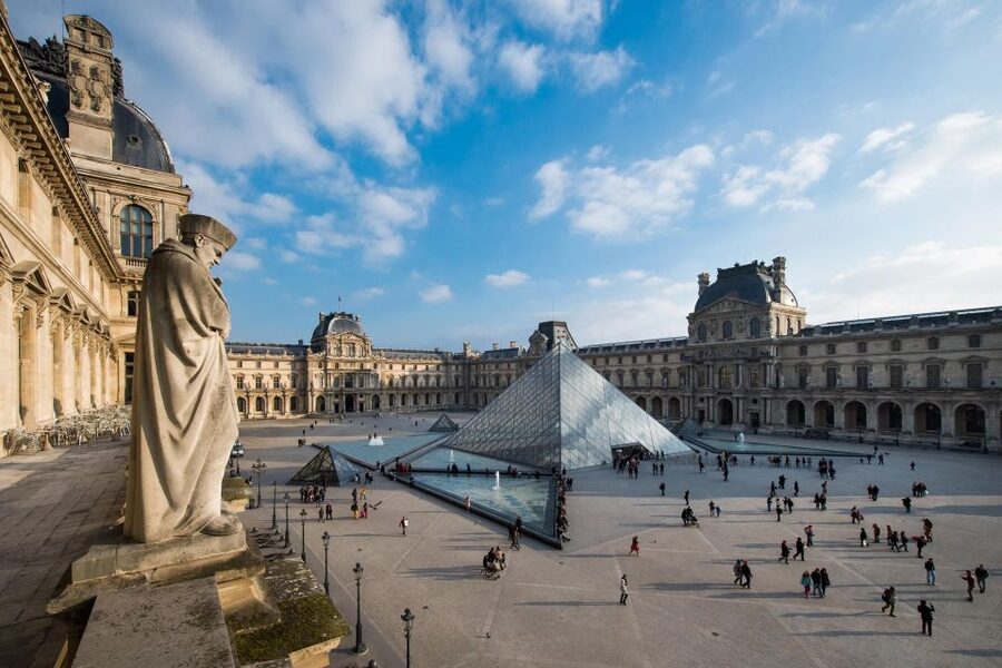 Magnificent tour of the Louvre + Mona Lisa pass - Meeting at 162 Rue de Rivoli