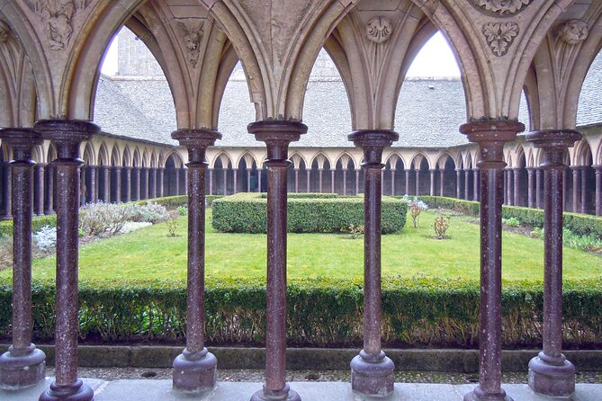 Mont Saint Michel Day Trip from Paris with English Speaking Guide - Exploring Mont-Saint-Michel Abbey with an audio guide