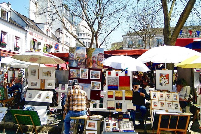 Montmartre District and Sacre Coeur - Exclusive Guided Walking Tour - A wild garden and one of Paris’s last vineyards