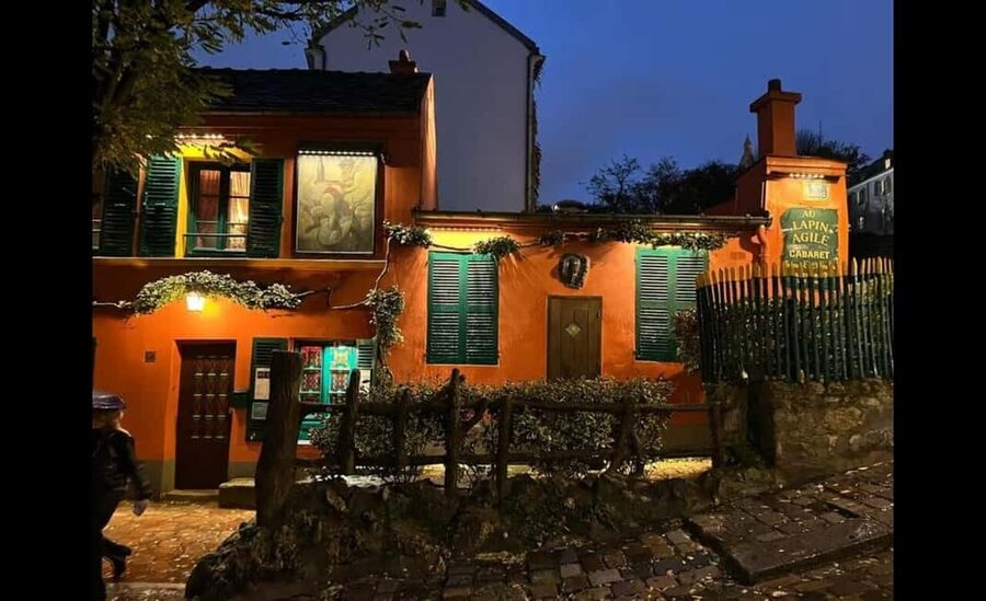 Montmartre for Art Lovers - Walking tour with Expert Guide - Why this Montmartre walk feels different