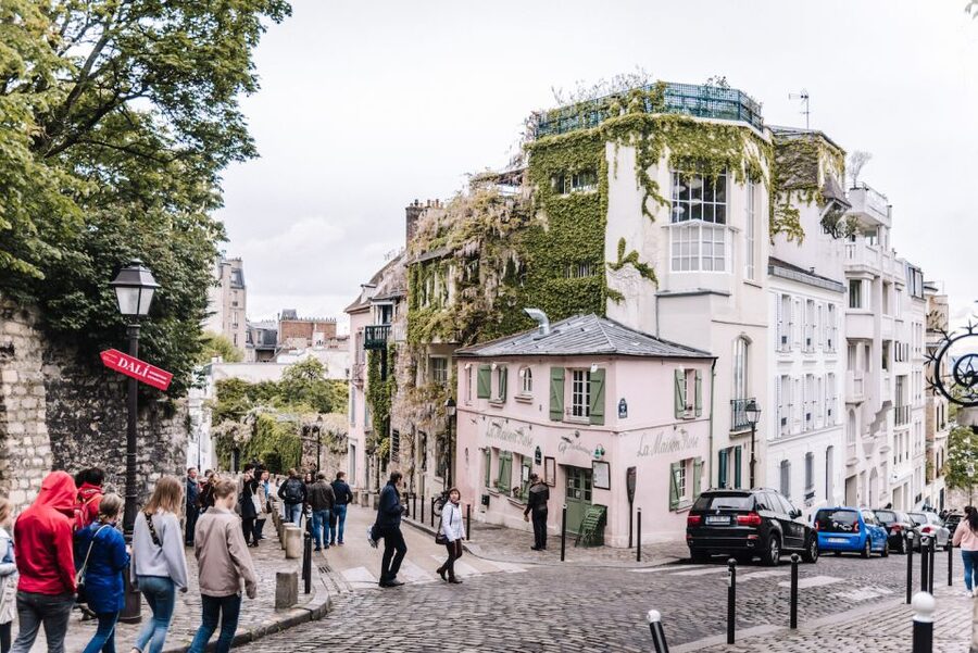 Montmartre, Paris: The Locals' Favorite Arrondissement - Key points to know before you book