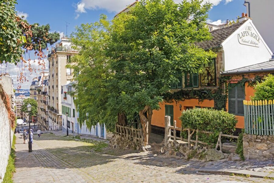 Montmartre: Private Treasure Hunt for Families and Kids - Why Montmartre works well as a family treasure hunt