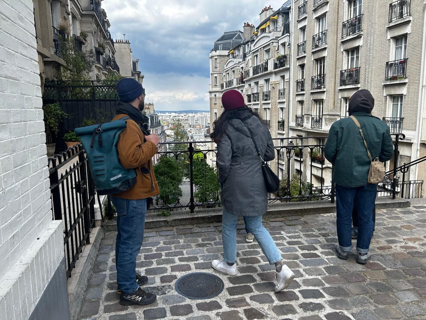 Montmartre Walking Tour: A Journey Through Art and History - Views, Le Bateau-Lavoir, and the artists’ Montmartre