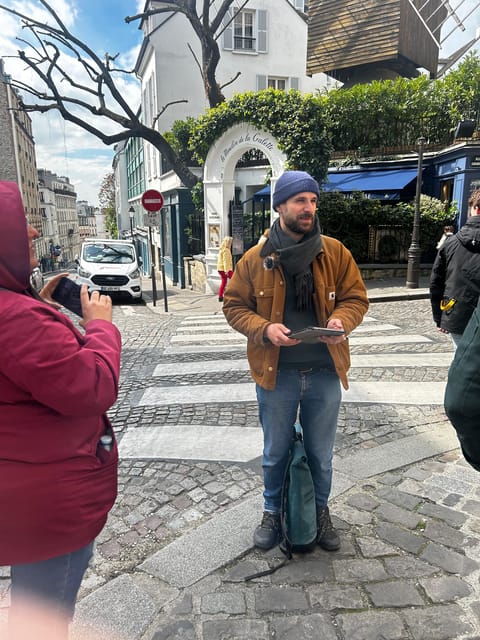 Montmartre Walking Tour: A Journey Through Art and History - Starting at Place Blanche and Moulin Rouge