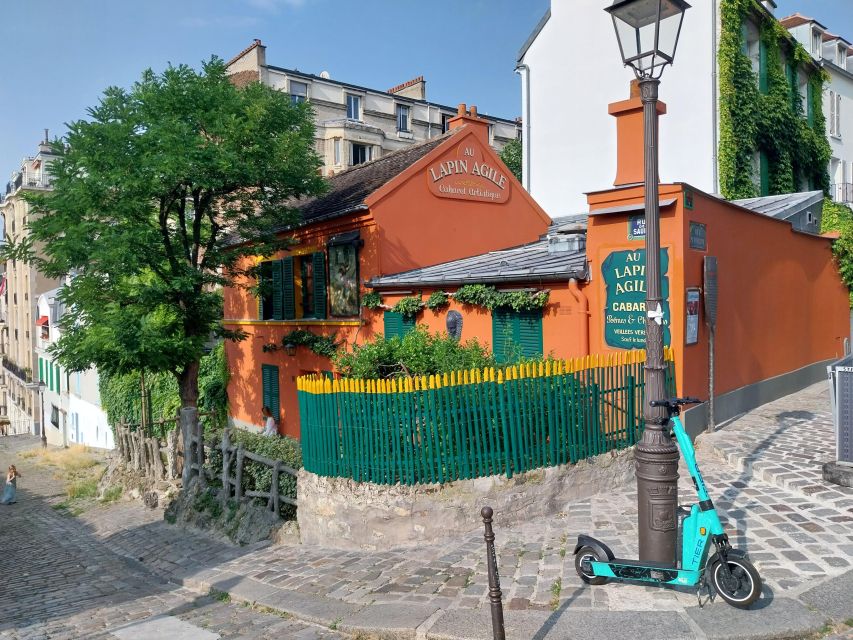 Montmatre Walking Tour: the essential highlights+ - The Old Vineyard and Dalida’s Montmartre