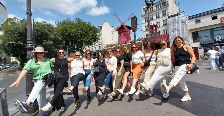 Montmatre Walking Tour: the essential highlights+ - Timing, Comfort, and Accessibility