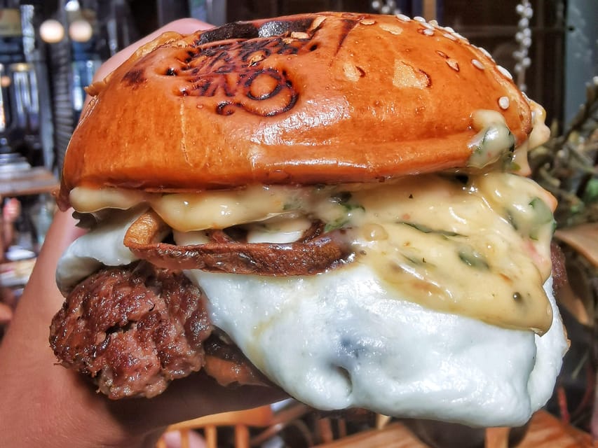 No Diet Club - A selection of the best burgers in Paris ! - A social food crawl with a small-group feel