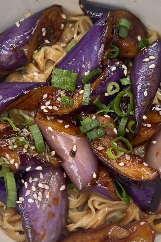 No Diet Club - Special Hong Kong food tour in Paris ! - Why the group size of eight matters