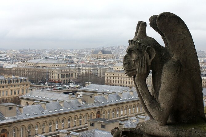 Notre Dame Guided Tour with Scheduled Group Access Option - Why a guided Notre Dame visit helps