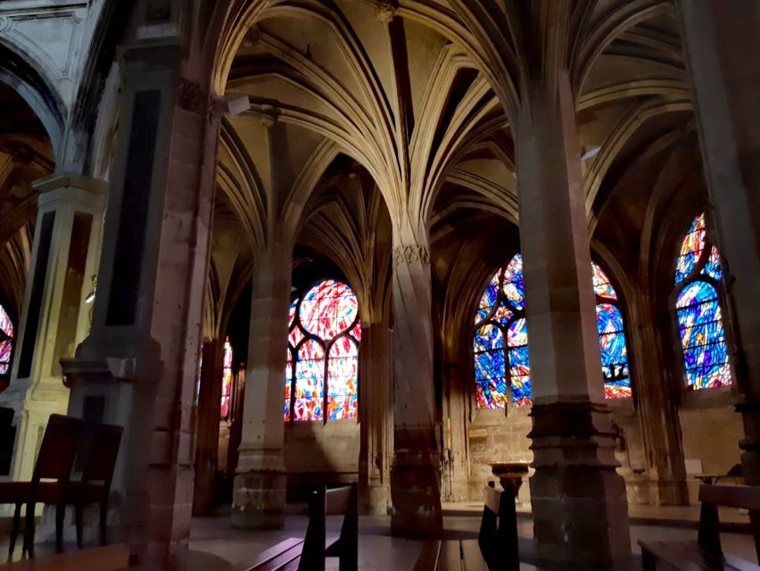 Notre-Dame Outside Île de la Cité & St Severin Private Tour - Should you book the Notre-Dame and St-Severin tour?