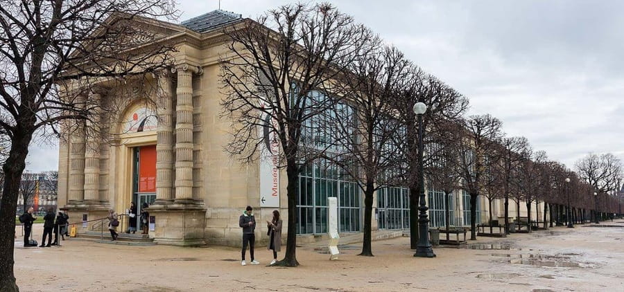 Orangerie Museum Entry Tickets and Private Guided Tour - Meeting Your Guide in the Tuileries Garden