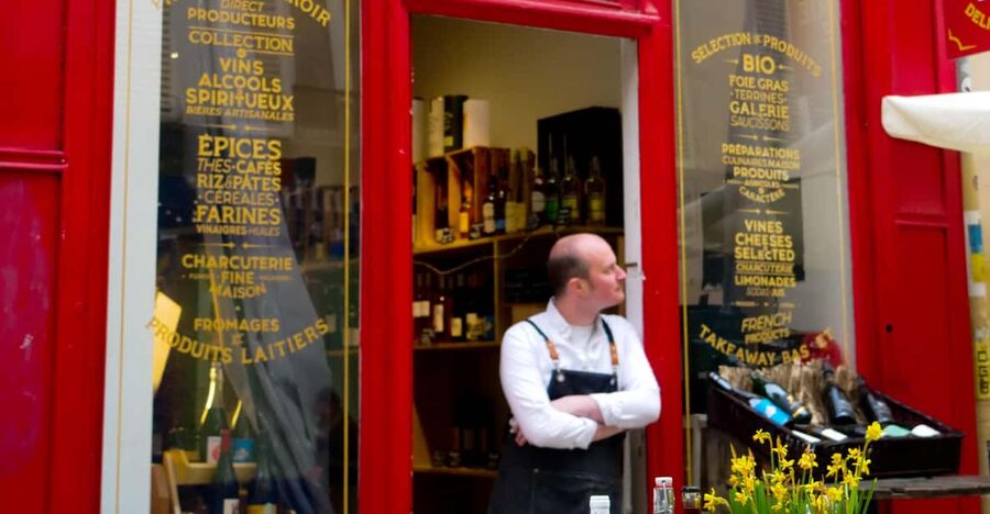 Oyster and white wine tasting in the heart of Montmartre - Key points at a glance