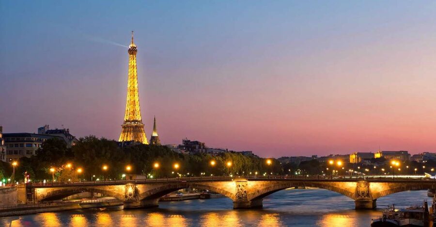 Pairs: The Opera to Hotel des Invalides Guided Walking Tour - Meeting at Place de l’Opéra