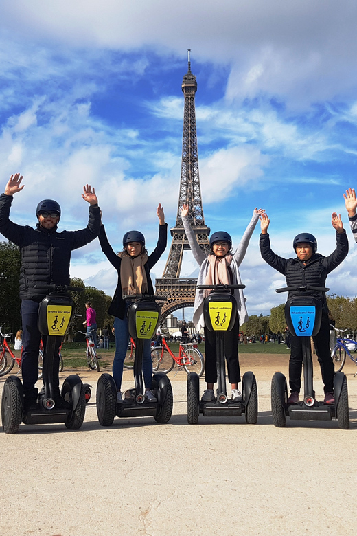 Paris: 1,5 hour Guided Segway Tour - Champ de Mars and the Lavirotte Building