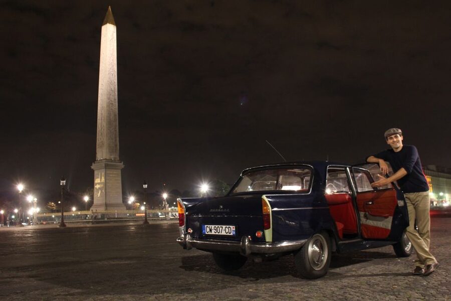 Paris: 1.5-Hour Vintage Car Night Tour - Practical limits of a vintage-car tour