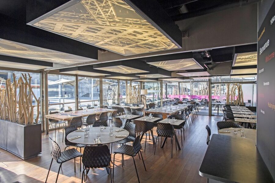 Paris: 1-Hour Sightseeing Cruise and 3-Course Bistro Dinner - Should you book the Bistro Parisien cruise package?