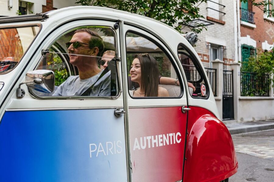Paris: 1-Hour Vintage Citroen 2CV Tour - From the Louvre to Opéra Garnier