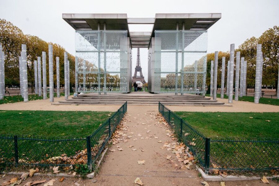 Paris: 2.5-Hour Private City Highlights Kickstart Tour - Walking the Tuileries to Place de la Concorde