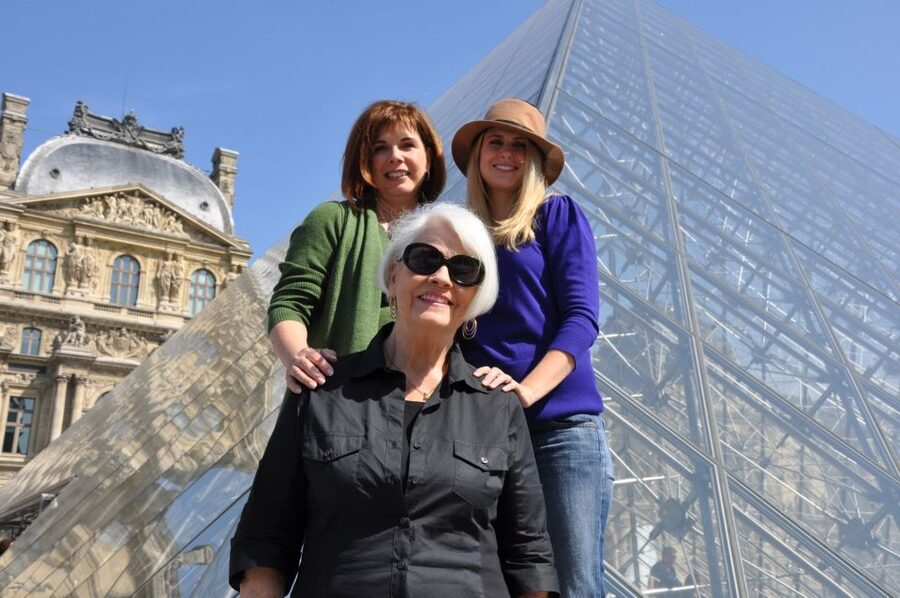 Paris 2-Hour Private Walking Tour with a Photographer - Place de la Concorde and Pont Alexandre III