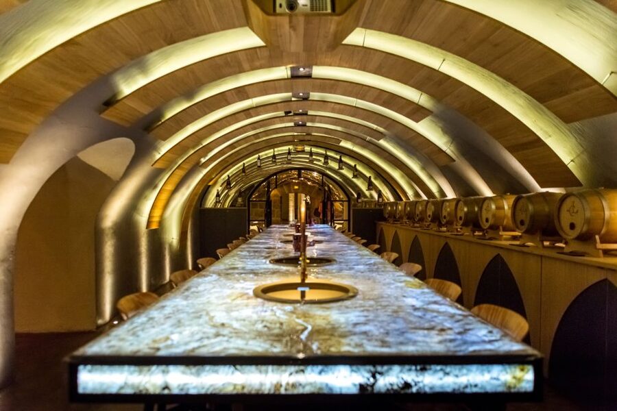 Paris: 2-Hour Wine Making Workshop - Tasting Grape Varieties Before You Blend