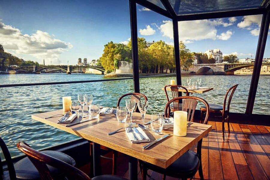 Paris: 3-Course Lunch Cruise on the River Seine - Boarding at Port Solferino beside the Seine