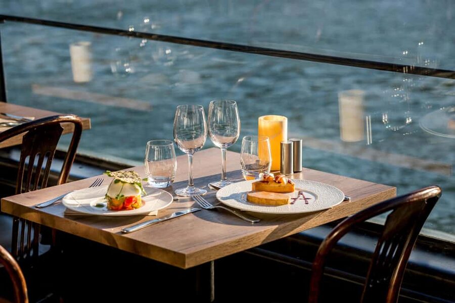 Paris: 3-Course Lunch Cruise on the River Seine - The Musée d’Orsay opens the sightseeing route